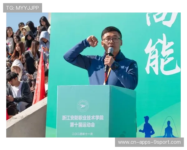 新闻中心关注赛事裁判员职业发展路径，简述竞赛中裁判员职责